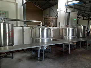 600型電加熱專利節(jié)能蒸酒設(shè)備